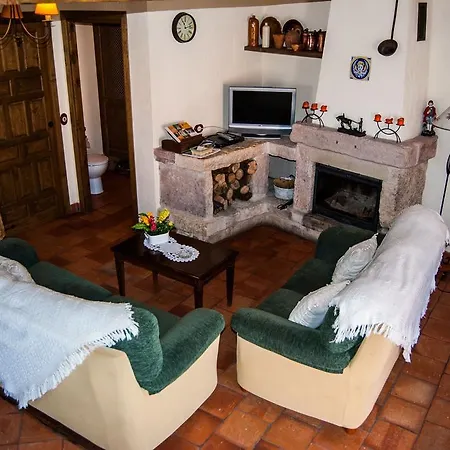 La Fuente Del Monte Caballar