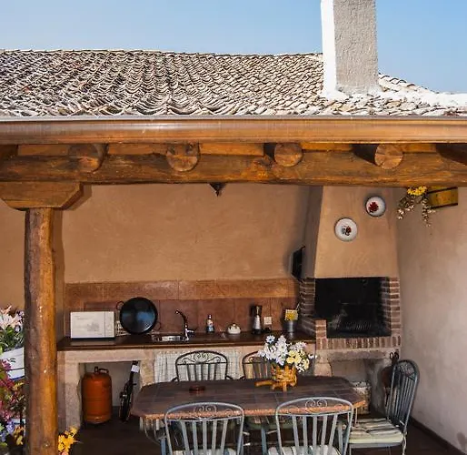 בית נופש La Fuente Del Monte Caballar